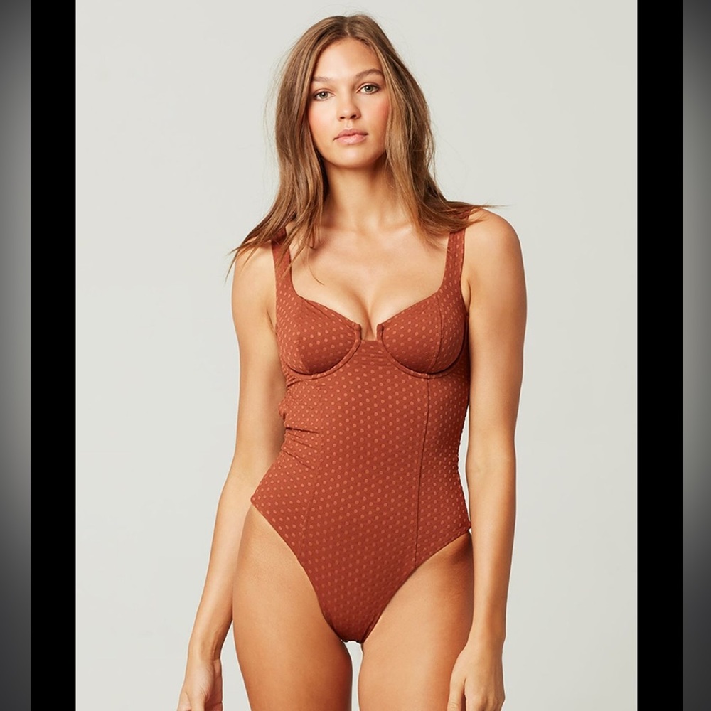 L*SPACE ON THE DOT TEXTURE NICOLETTE ONE PIECE SWIMSUIT, Tobacco Color, Size 8/M